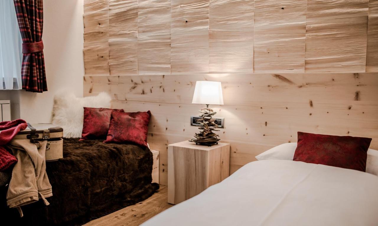 Garni Residence Soraiser Сельва-ді-Валь-Гардена Екстер'єр фото